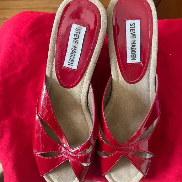 Steve Madden Red cheetah wedges - Picture 2 of 6